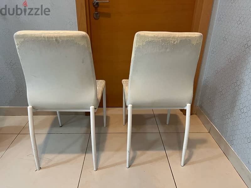 2 chairs 2