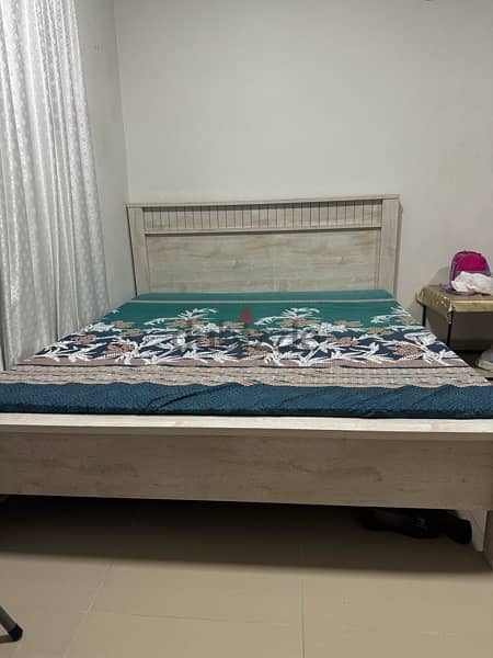 king size Double bed with mattress and wardrobe 2