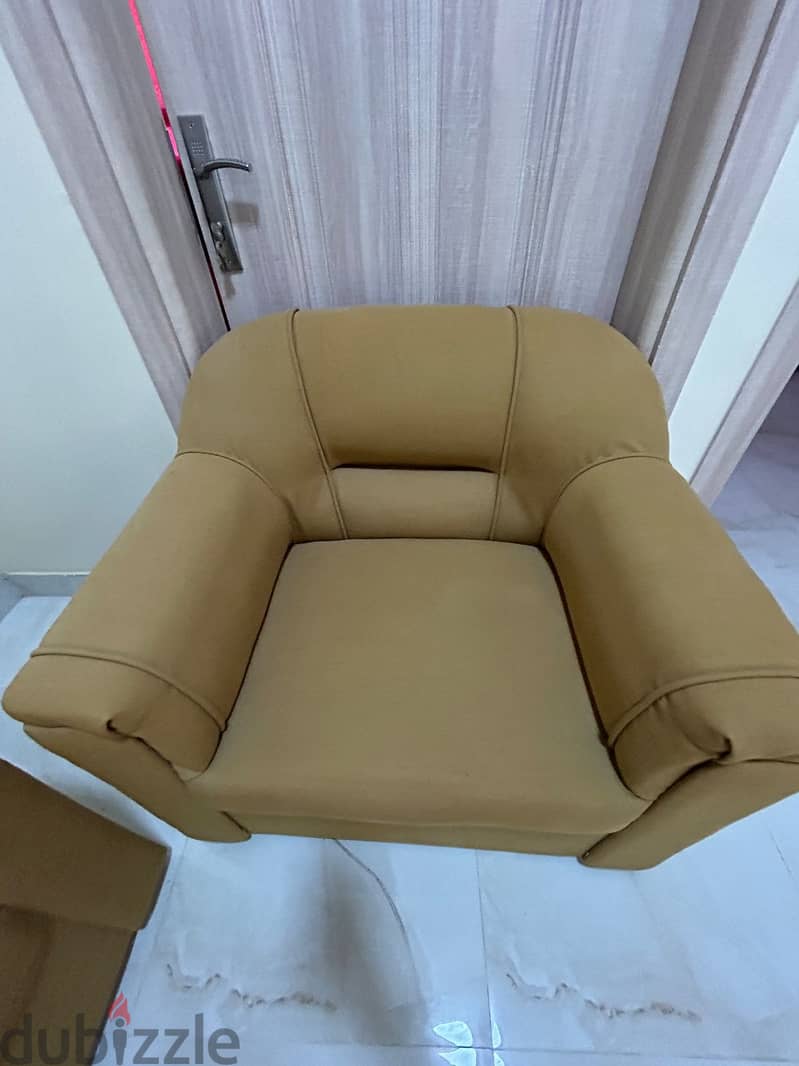 5 SEATER SOFA FOR SALE 1