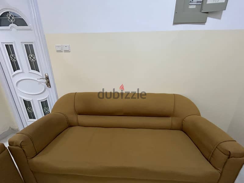 5 SEATER SOFA FOR SALE 3