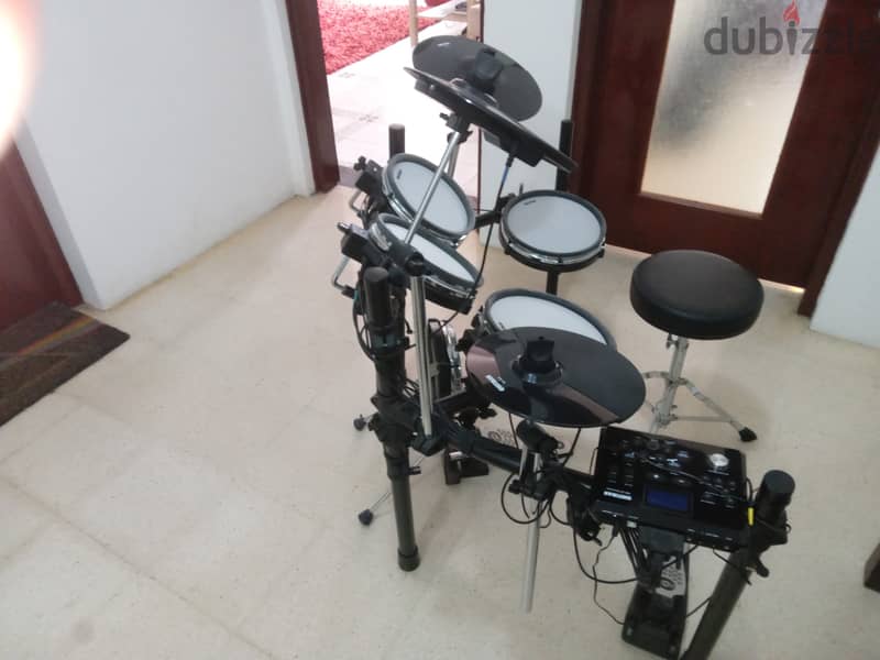 Electronic Drum Kit  Hitman HD 27 Excellent condition. One year old 1