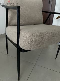 Side chair brown with black metal