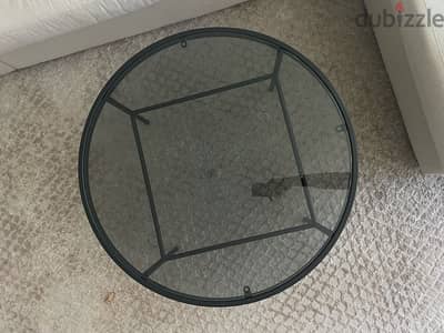 Coffee table in black metal طاولة قهوة مع زجاج اسود