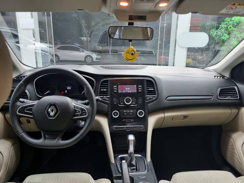 Renault Megane 2020 70000 km great condition 7