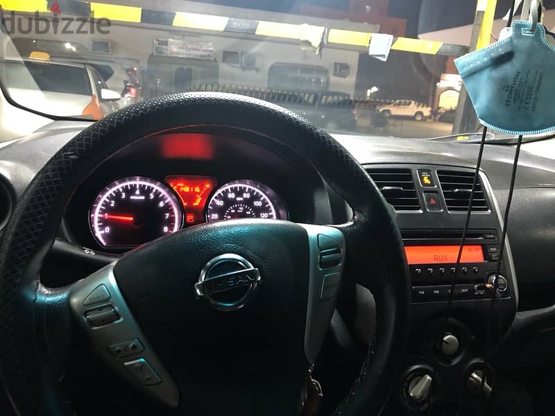 Nissan versa note 2014 (price fixed for renewal) 5