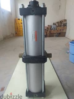 Air cylinder