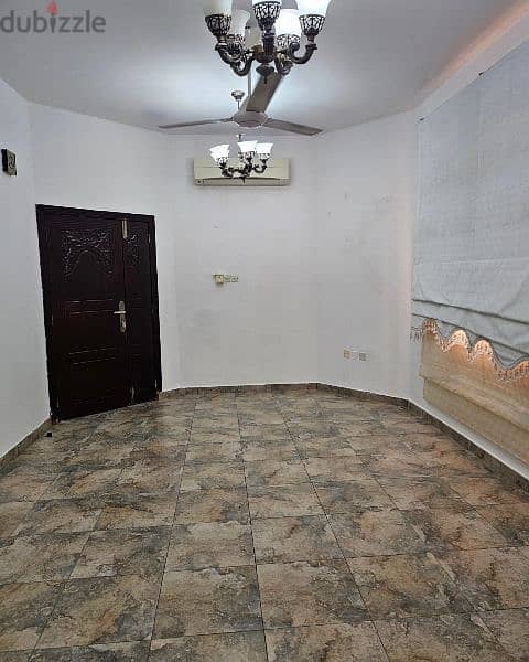 Rent 3bhk flat in Ghubra North Muscat behind Ship Mall 5