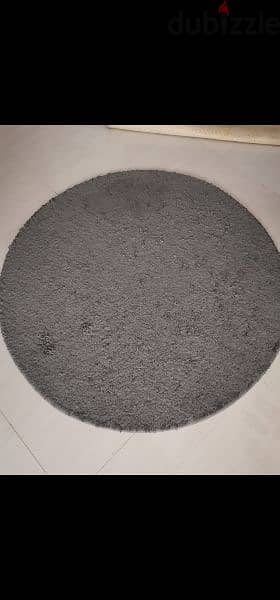 2 round rugs 95 cm from homes r us 0