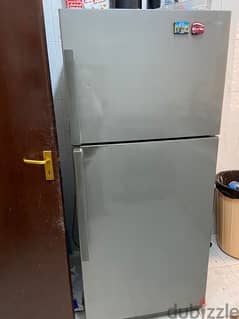 daewoo fridge in really good condition. urgent  selling 0