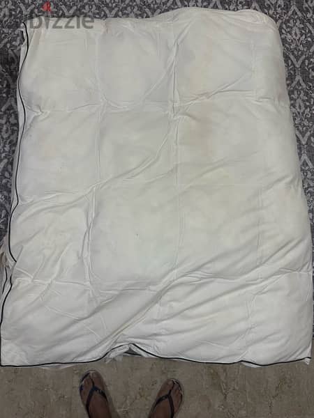 Mattress protector, blanket & Cover 3
