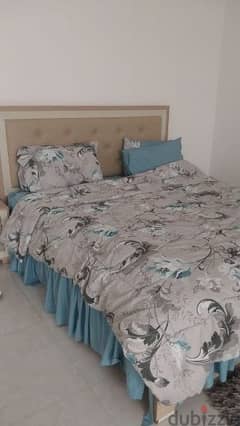 bad for sale good condition with mattress 180;200