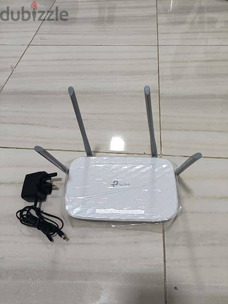 TP LINK Dual band WIFI ROUTER 1