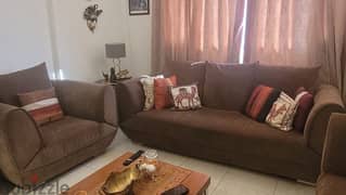 Expat Leaving: Good condition furniture and accessories 0