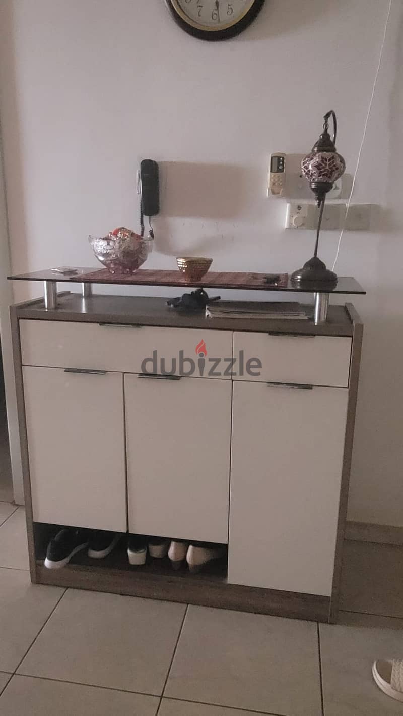 Expat Leaving: Good condition furniture and accessories 5