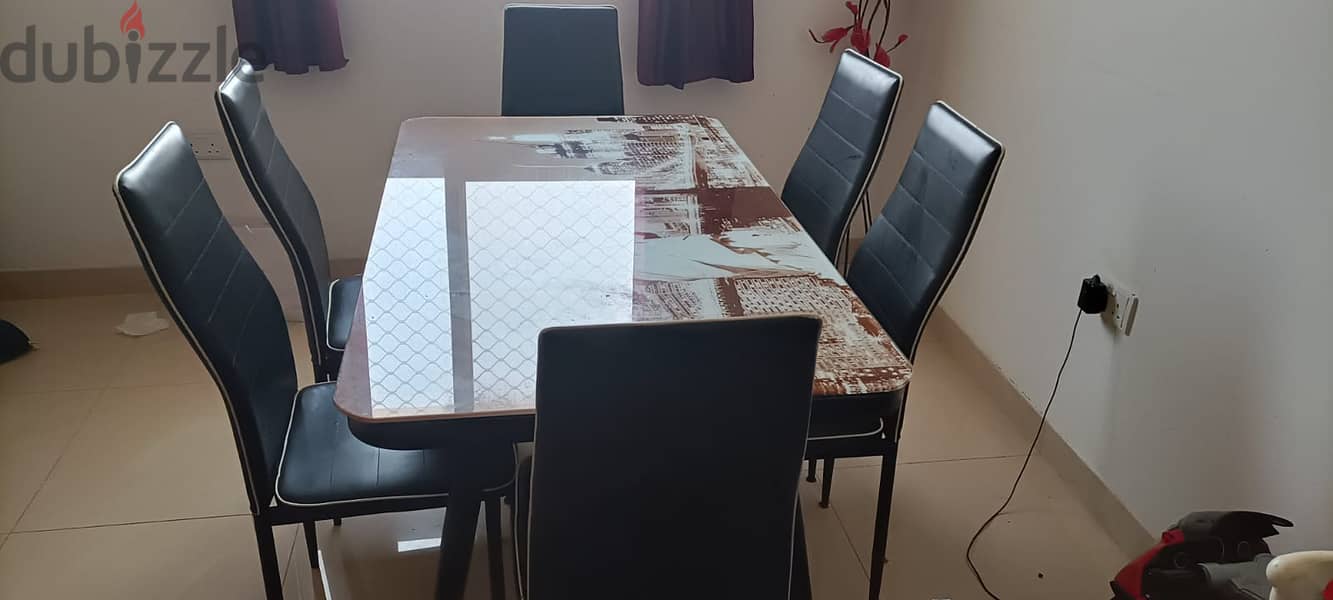 Dining Table with 6 chair 2