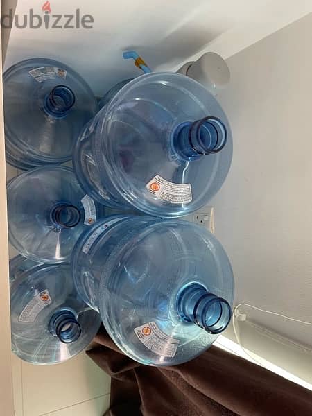 Empty oasis water bottles for sale 8 Nos. Each bottle 1 RO 2