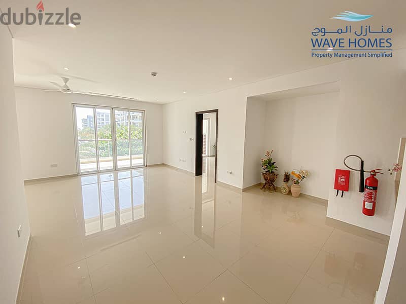 Marina View 2 Bedroom Apartment in Al Mouj 1