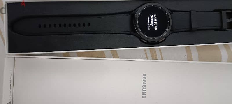 Samsung watch 4 classic lte 46mm dial(with extra strap) 3