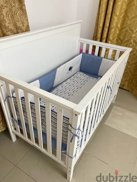 Baby shop wooden cot, bedding with Raha special spring mattress 4