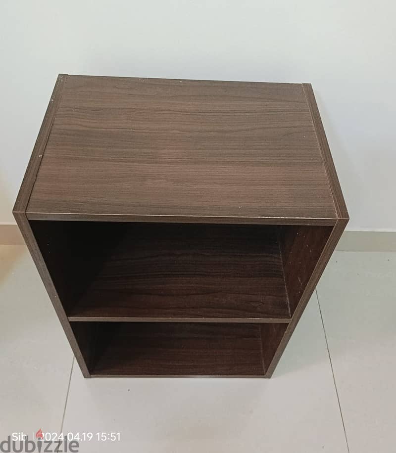 Side Table/ Small Table for  Sale 1