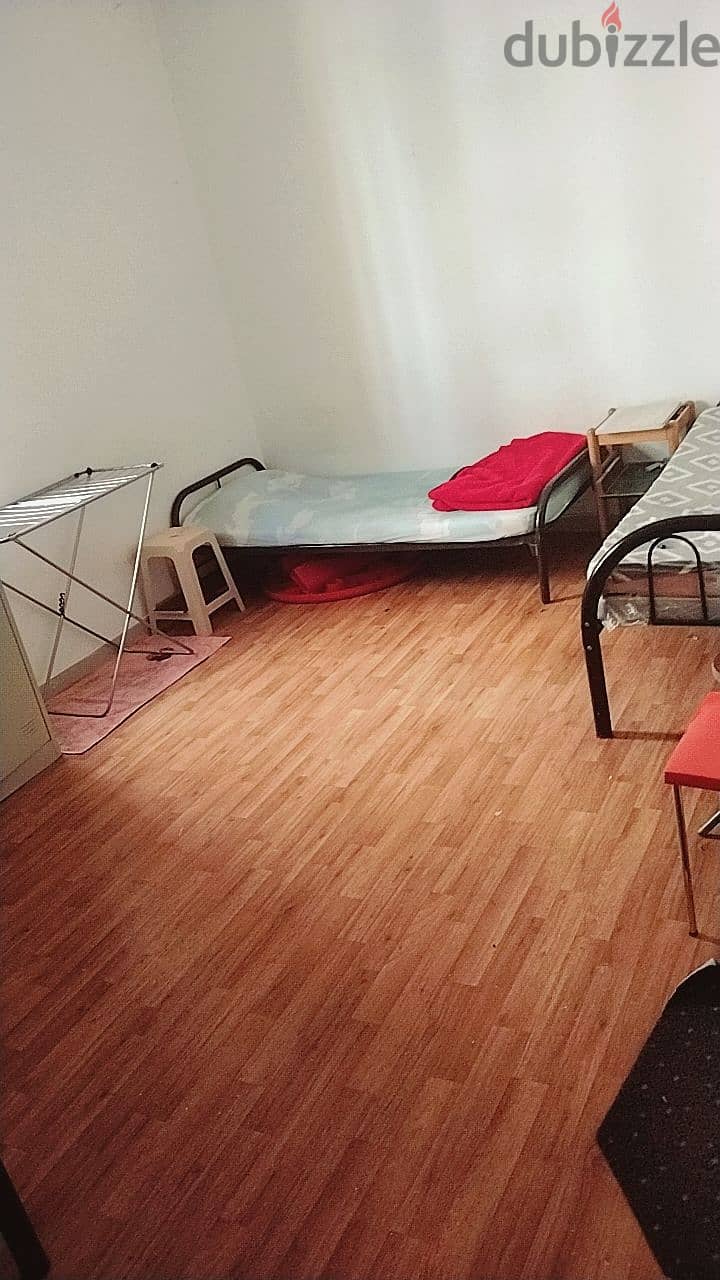 Bed space available in alghubra near avenue mal 94130429 2