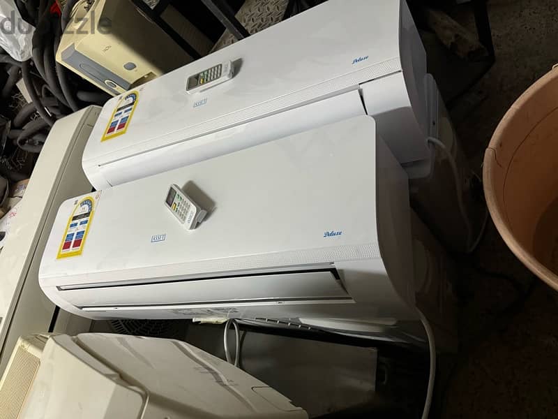Ac window or split for sale in almost new condition with granti 3