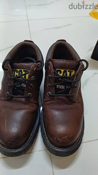 Branded Caterpillar safety Shoes, Dark Walnut Colour, Size 7 UK/41 EUR 1