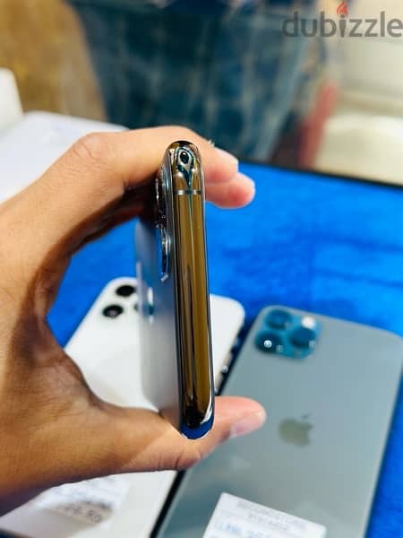 iPhone 11 pro 256GB - good condition and good price 3