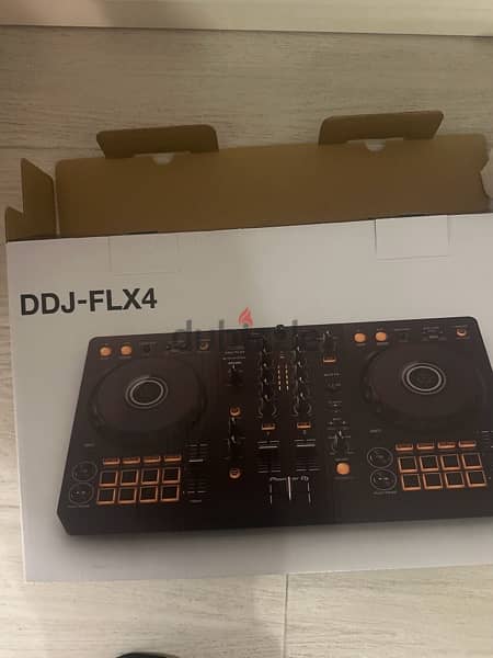 DDJ FLX4 dj controller 2