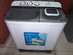 7kg semi-automatic Washing Machine on urgent sale in Al Khuwair, Musca