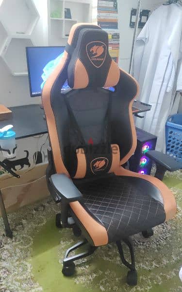 cougar armor titan pro royal gaming chair in good condition 0