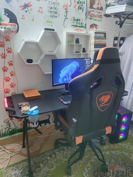cougar armor titan pro royal gaming chair in good condition 3
