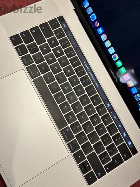 MacBook Pro 2017 | ماك برو ٢٠١٧ 3