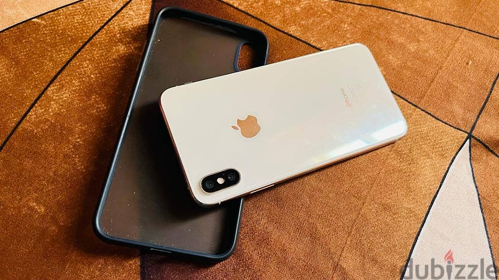 XS MAX 256 GB Excellent Condition 2