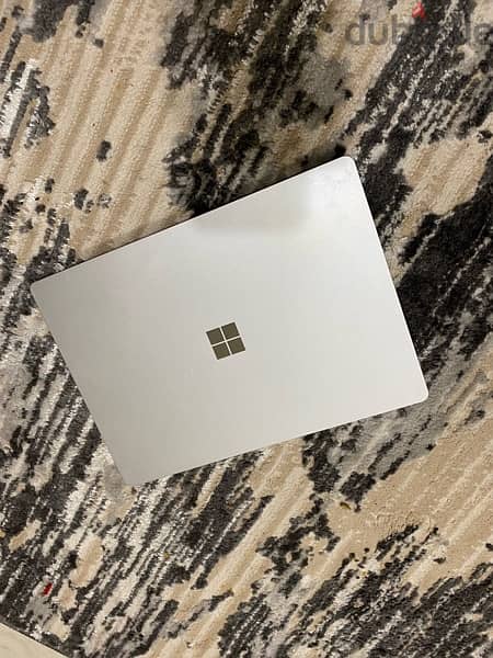 Microsoft surface 2 laptop with i5 processor th generation 4