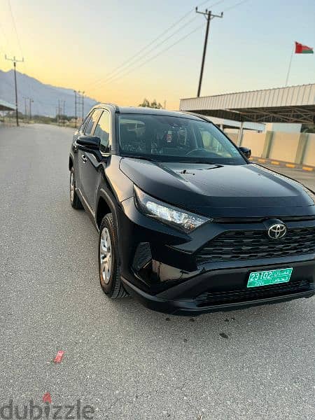 RAV4 WITH 27000KM RUNING ONLY LIKE NEW 5