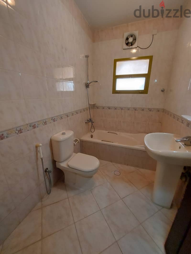2BHK Apartment FOR RENT in Al Khuwair 33 Bait Ridhwan MPA13 6
