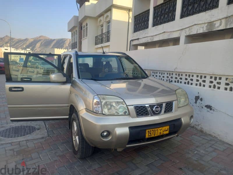 nissan x trail 2009 for sale 1500 omr negotiable 15