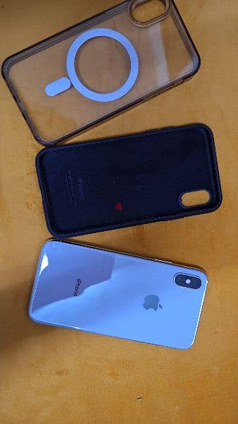 good condition my iphone xs 5