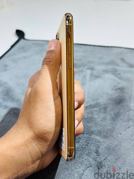 iPhone 11 Pro 512GB - 91%Battery - good condition phone 1