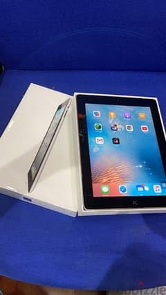 Apple iPad3 32GB is available in excellent condition.
