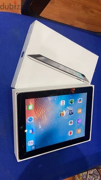 Apple iPad3 32GB is available in excellent condition. 1