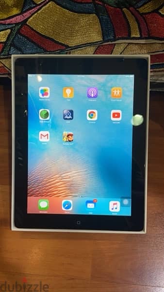 Apple iPad3 32GB is available in excellent condition. 2