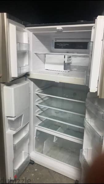 Look like new refrigerators black coler 1