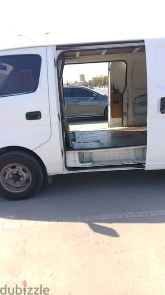 Nissan bus for sale in good condition 4
