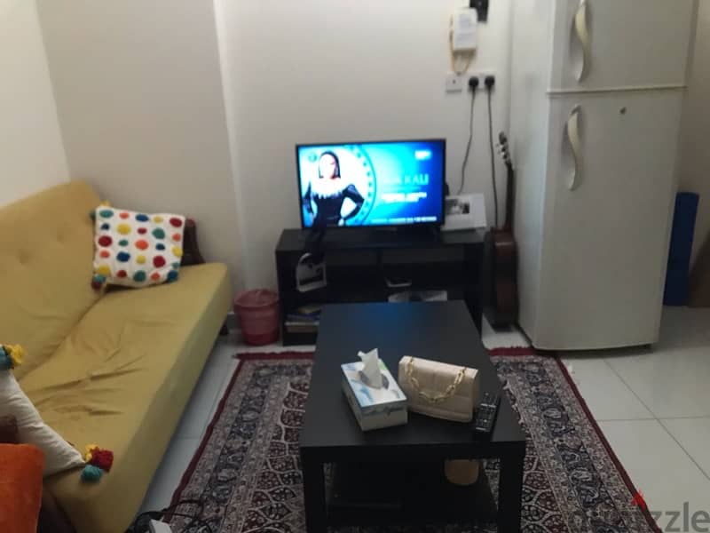 this is sharing room for rent only girls location Boshar 3
