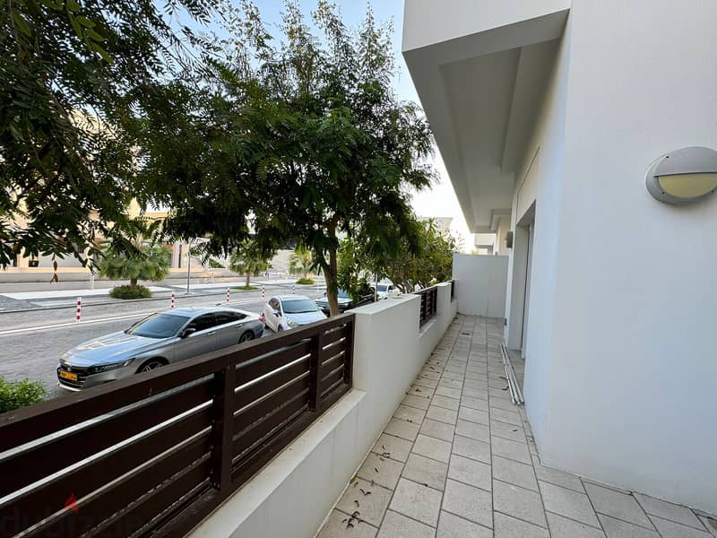 1 BR + Study Room Charming Apartment for Rent – Al Mouj 5