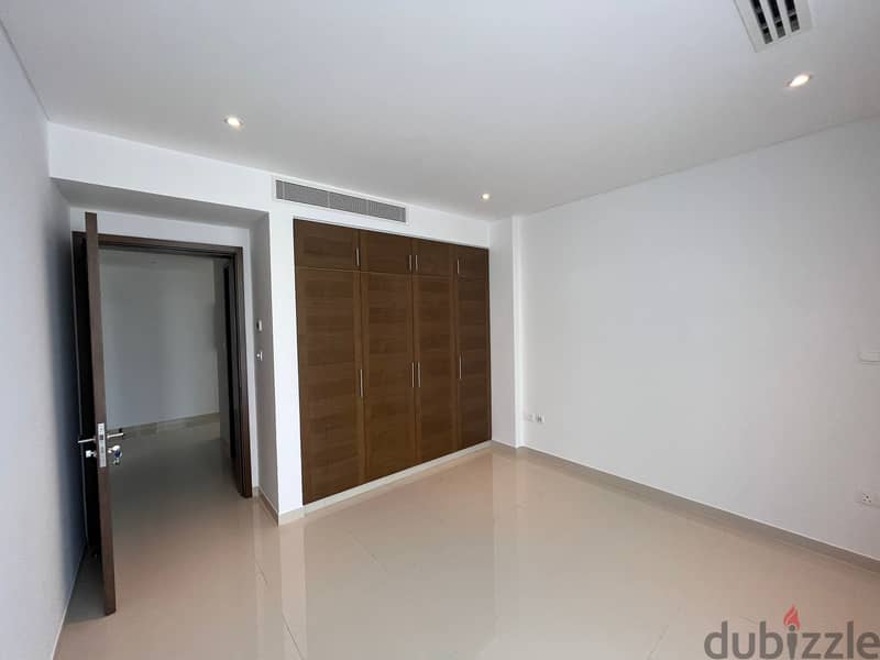 2 BR Beautiful Corner Apartment in Al Mouj – for Rent 10