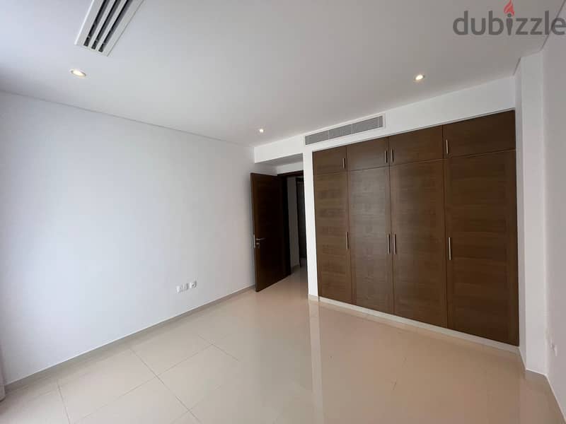2 BR Beautiful Corner Apartment in Al Mouj – for Rent 11