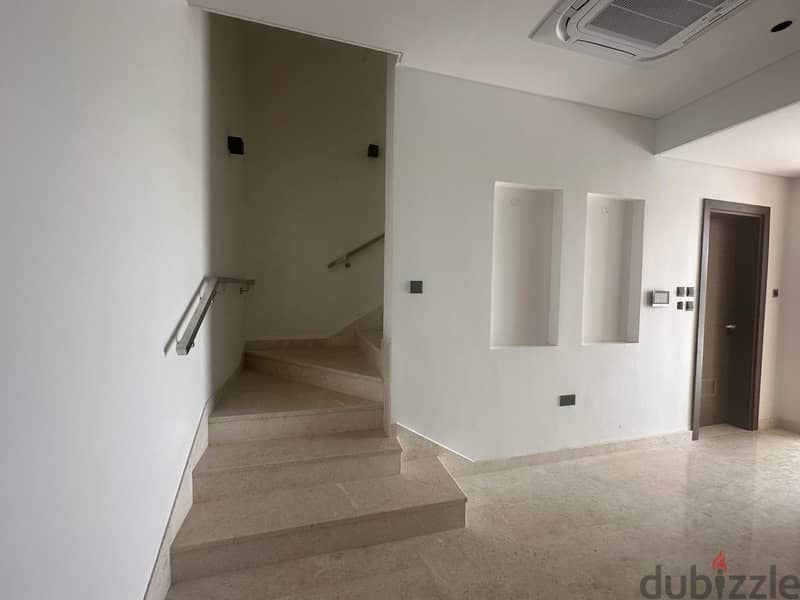5 + 1 Maid’s Room Villa in Muscat Hills for Rent 3